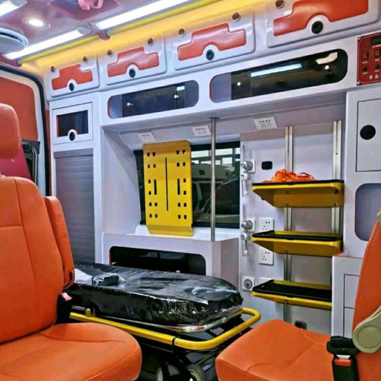 安阳长途救护车护送病人租赁价格